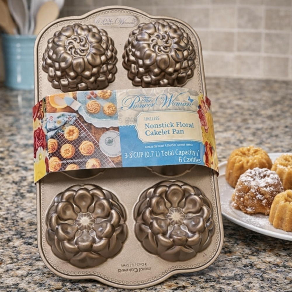 Pioneer Woman Floral nonstick cakelet pan toffee NEW GIFT
